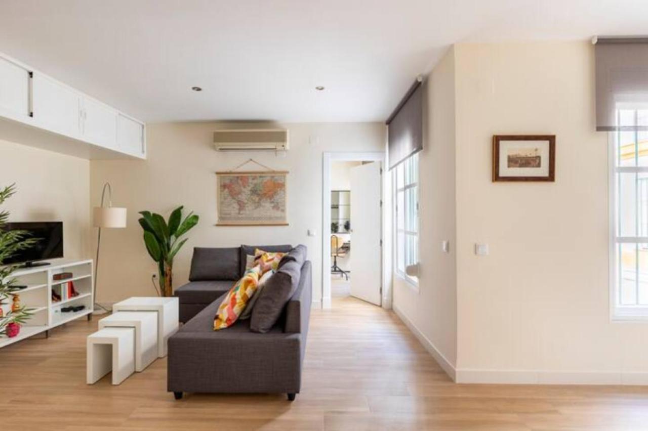 Azahar Metropol Parasol, Parking Gratis Coches Medianos Appartement *